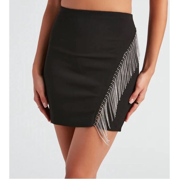 NWT See Me Shine Fringe Mini Skort Black Large - Picture 1 of 5